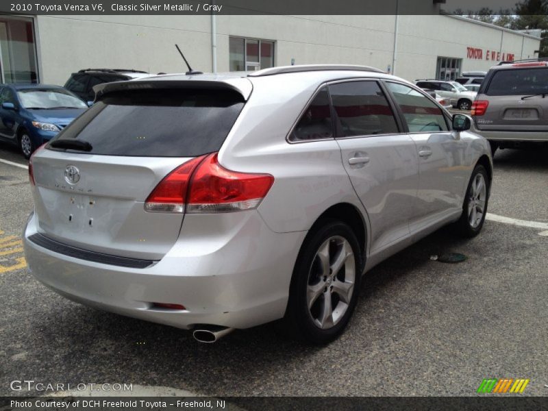 Classic Silver Metallic / Gray 2010 Toyota Venza V6