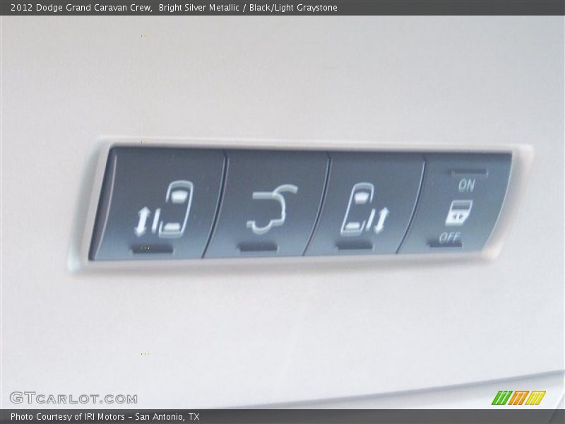 Bright Silver Metallic / Black/Light Graystone 2012 Dodge Grand Caravan Crew