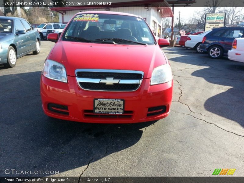 Victory Red / Charcoal Black 2007 Chevrolet Aveo LS Sedan
