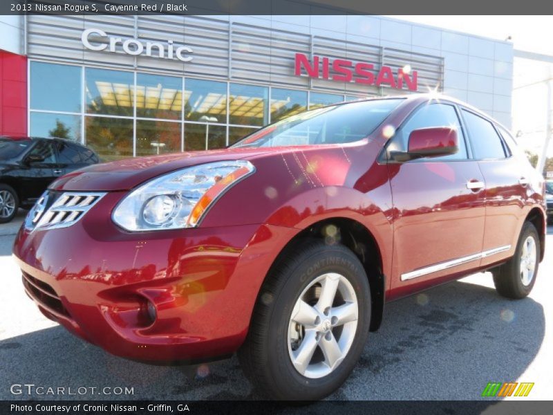Cayenne Red / Black 2013 Nissan Rogue S