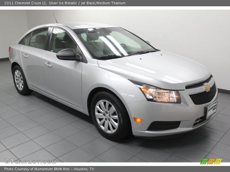 Silver Ice Metallic / Jet Black/Medium Titanium 2011 Chevrolet Cruze LS