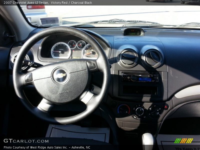 Victory Red / Charcoal Black 2007 Chevrolet Aveo LS Sedan