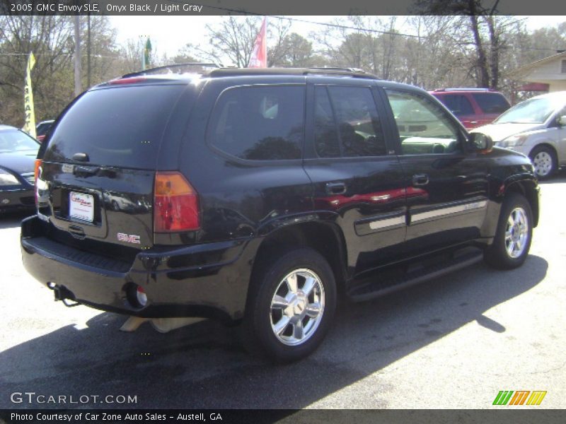 Onyx Black / Light Gray 2005 GMC Envoy SLE