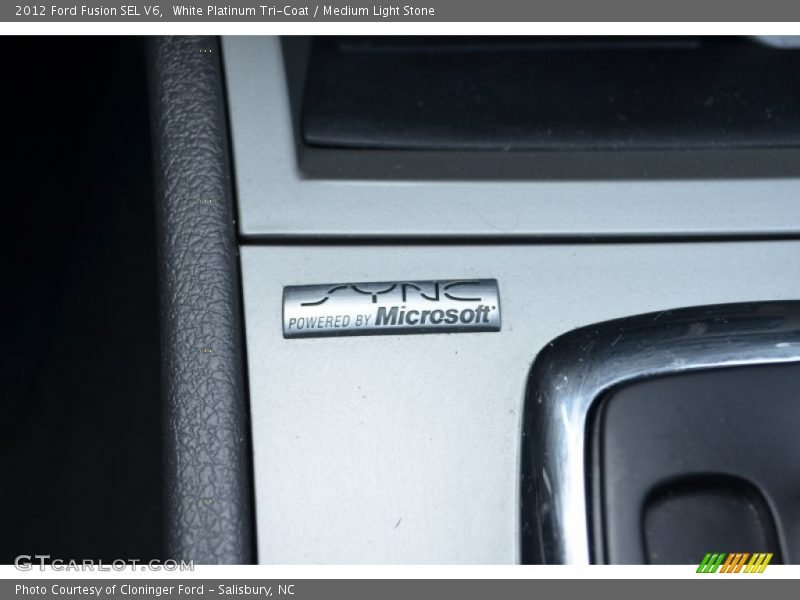 White Platinum Tri-Coat / Medium Light Stone 2012 Ford Fusion SEL V6