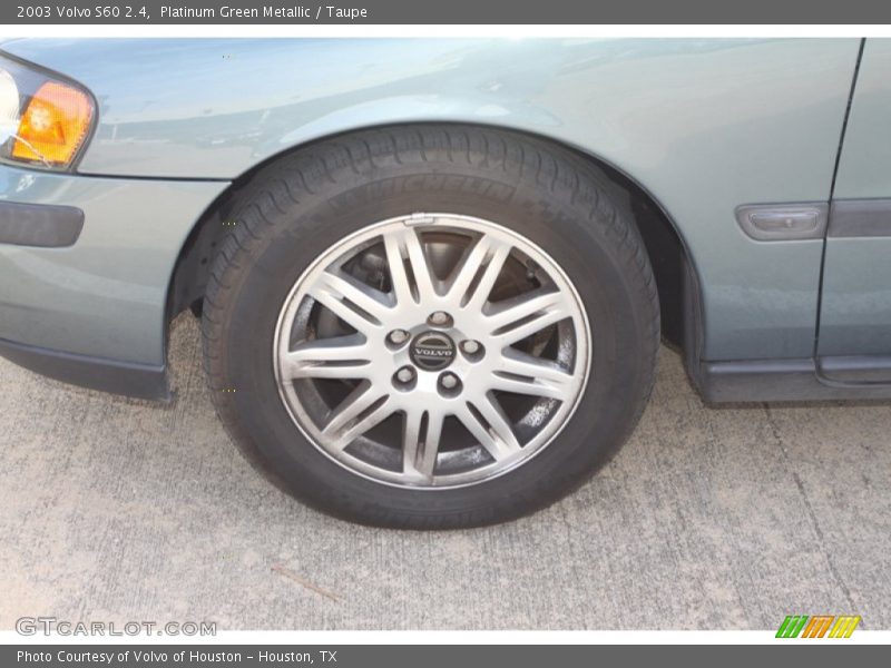 Platinum Green Metallic / Taupe 2003 Volvo S60 2.4