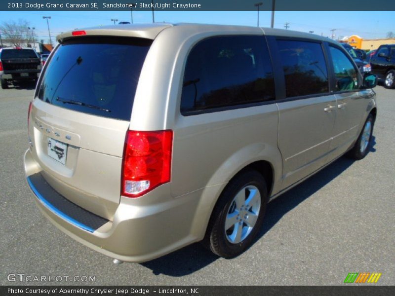 Sandstone / Black/Light Graystone 2013 Dodge Grand Caravan SE