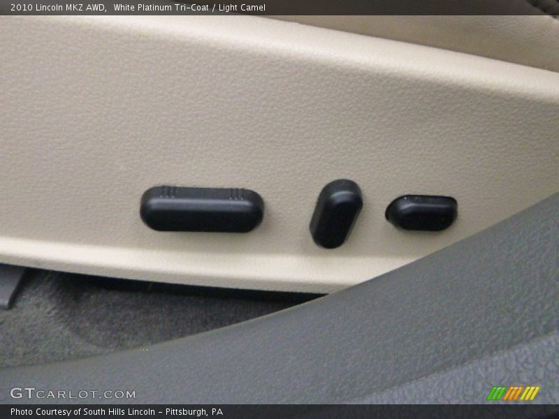 White Platinum Tri-Coat / Light Camel 2010 Lincoln MKZ AWD