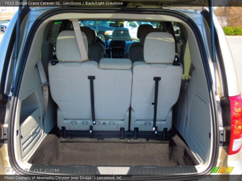 Sandstone / Black/Light Graystone 2013 Dodge Grand Caravan SE