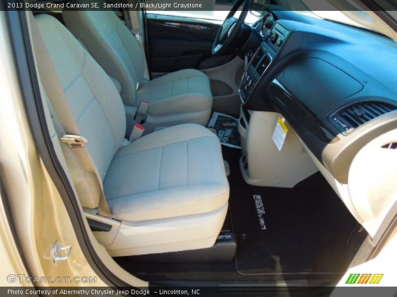 Sandstone / Black/Light Graystone 2013 Dodge Grand Caravan SE