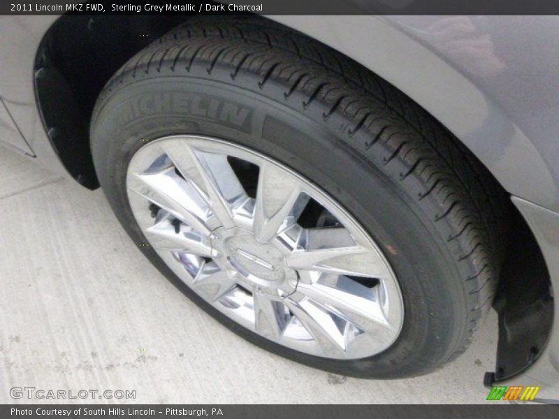 Sterling Grey Metallic / Dark Charcoal 2011 Lincoln MKZ FWD