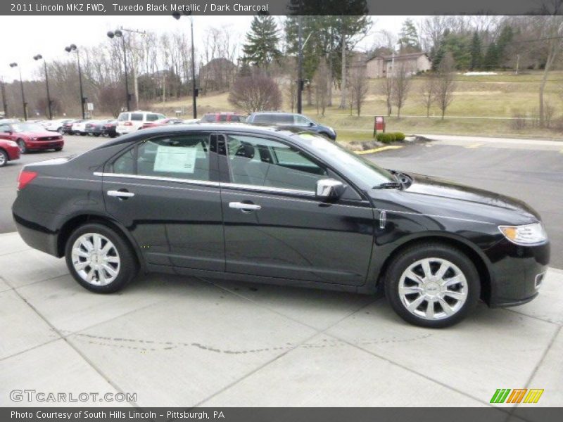 Tuxedo Black Metallic / Dark Charcoal 2011 Lincoln MKZ FWD
