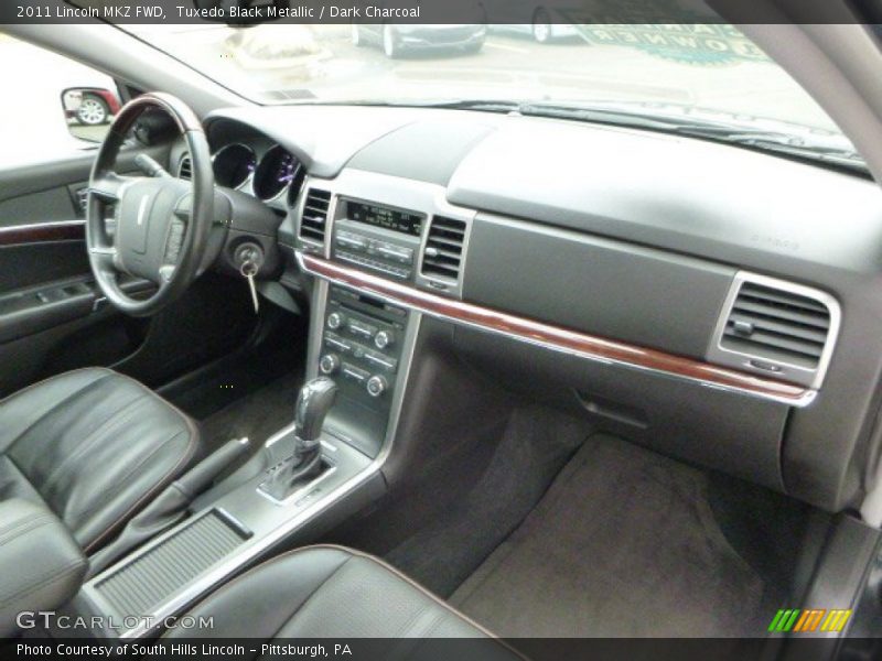 Tuxedo Black Metallic / Dark Charcoal 2011 Lincoln MKZ FWD