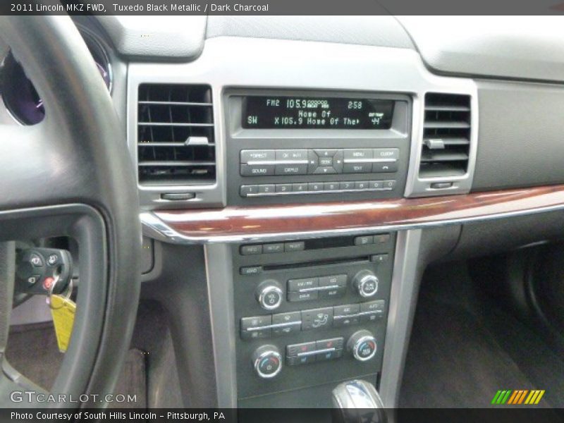 Tuxedo Black Metallic / Dark Charcoal 2011 Lincoln MKZ FWD