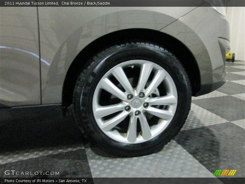 Chai Bronze / Black/Saddle 2011 Hyundai Tucson Limited