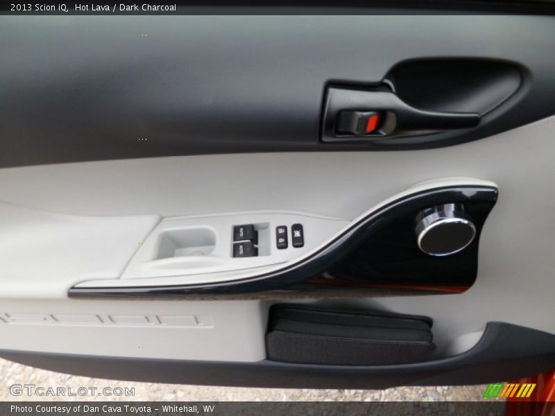 Door Panel of 2013 iQ 