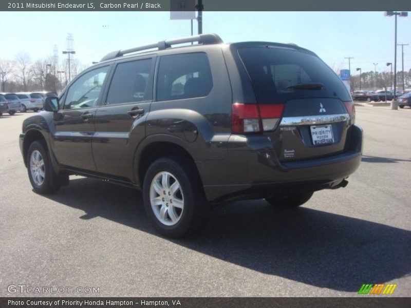 Carbon Pearl / Black 2011 Mitsubishi Endeavor LS