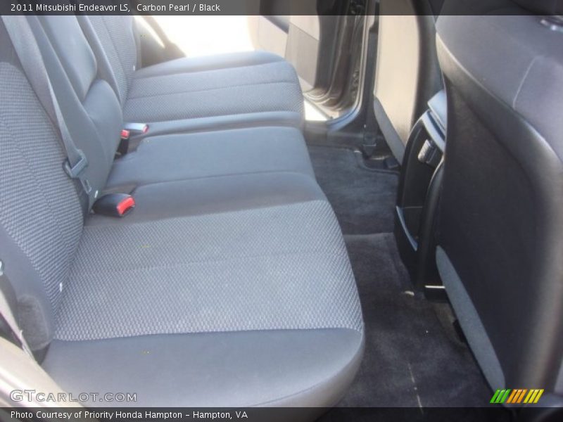 Carbon Pearl / Black 2011 Mitsubishi Endeavor LS