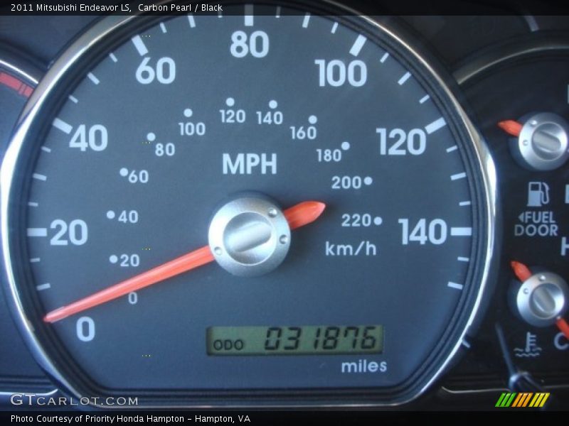 Carbon Pearl / Black 2011 Mitsubishi Endeavor LS