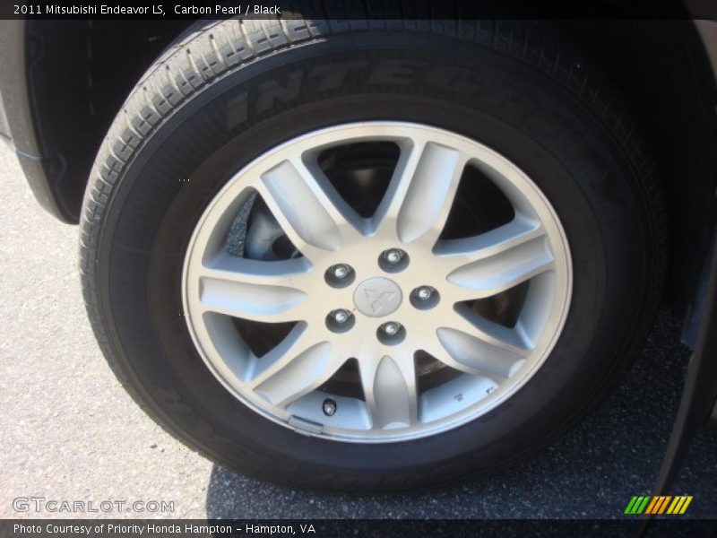 Carbon Pearl / Black 2011 Mitsubishi Endeavor LS