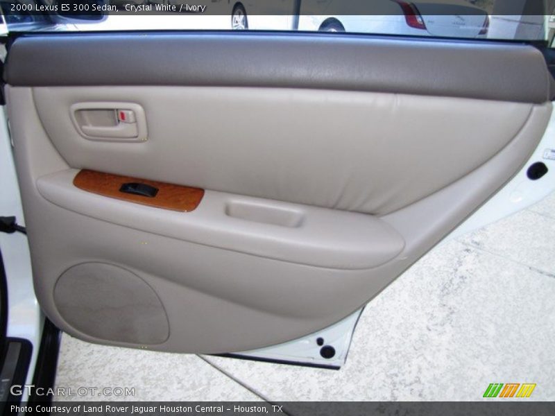 Crystal White / Ivory 2000 Lexus ES 300 Sedan