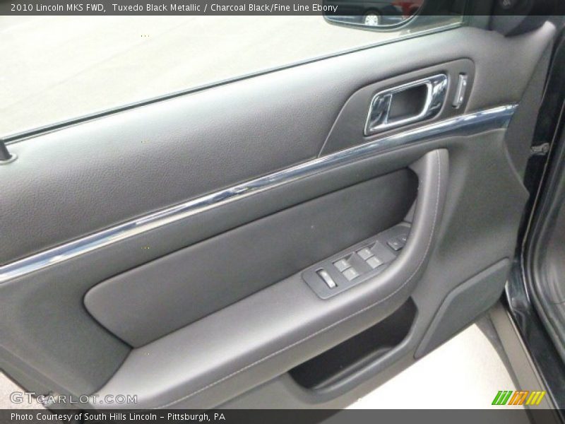 Tuxedo Black Metallic / Charcoal Black/Fine Line Ebony 2010 Lincoln MKS FWD