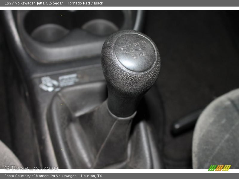 Tornado Red / Black 1997 Volkswagen Jetta GLS Sedan