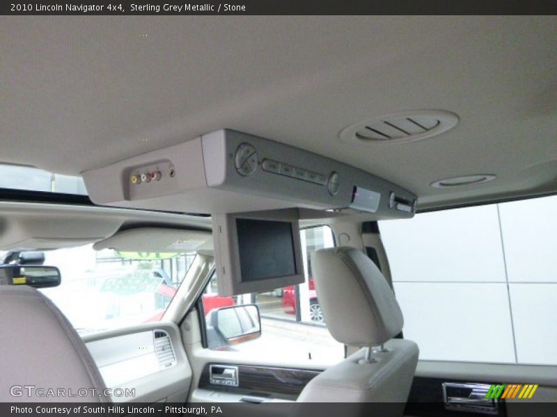 Sterling Grey Metallic / Stone 2010 Lincoln Navigator 4x4