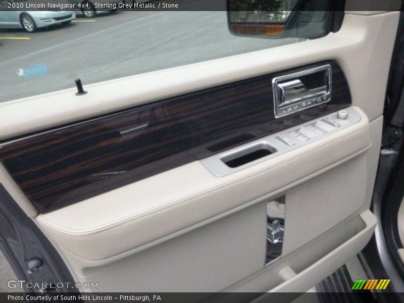 Sterling Grey Metallic / Stone 2010 Lincoln Navigator 4x4