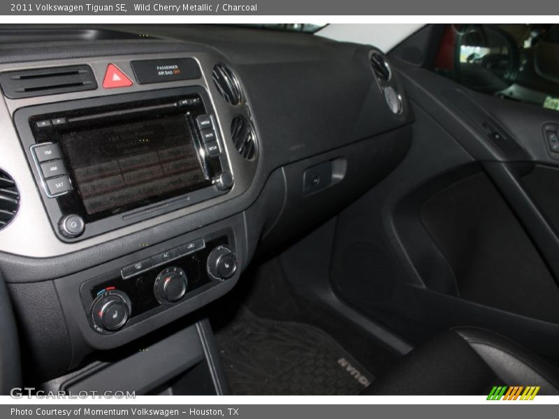 Wild Cherry Metallic / Charcoal 2011 Volkswagen Tiguan SE