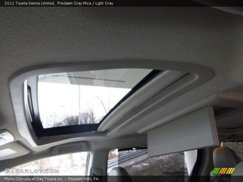 Predawn Gray Mica / Light Gray 2011 Toyota Sienna Limited
