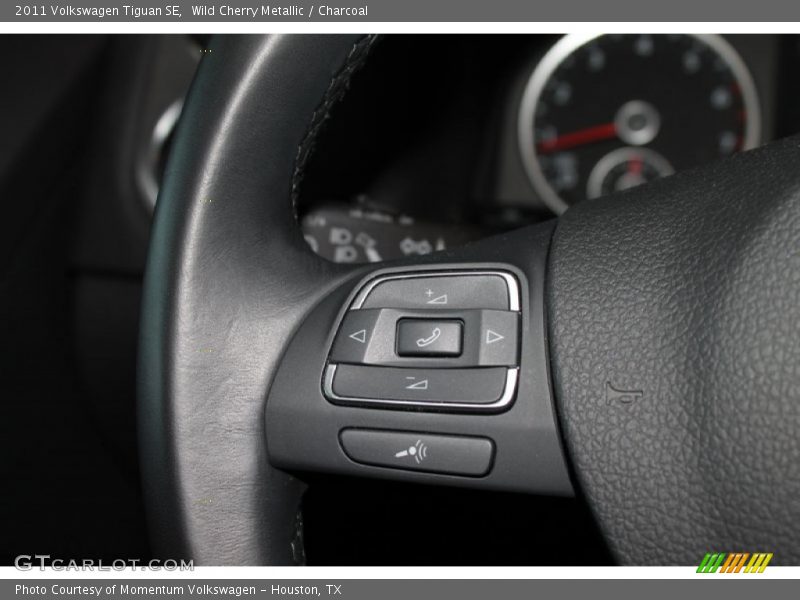 Wild Cherry Metallic / Charcoal 2011 Volkswagen Tiguan SE