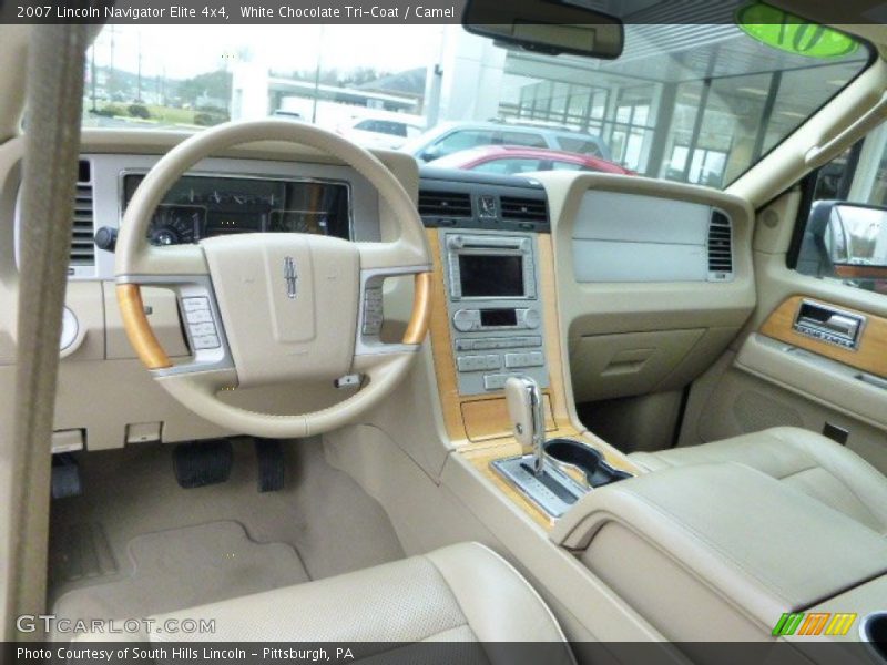 White Chocolate Tri-Coat / Camel 2007 Lincoln Navigator Elite 4x4