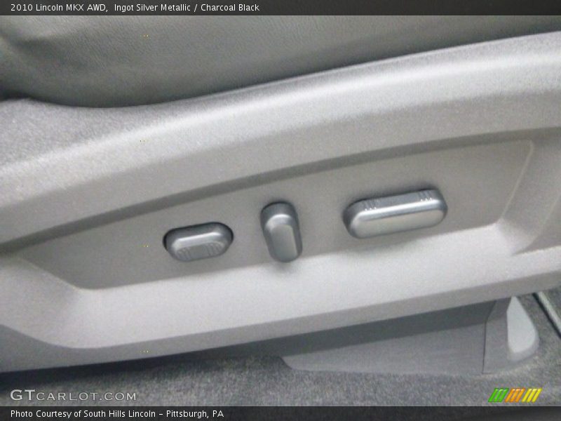 Ingot Silver Metallic / Charcoal Black 2010 Lincoln MKX AWD