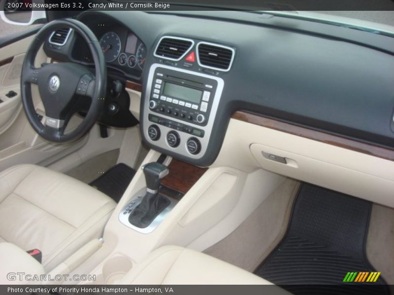 Candy White / Cornsilk Beige 2007 Volkswagen Eos 3.2