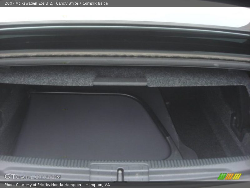 Candy White / Cornsilk Beige 2007 Volkswagen Eos 3.2