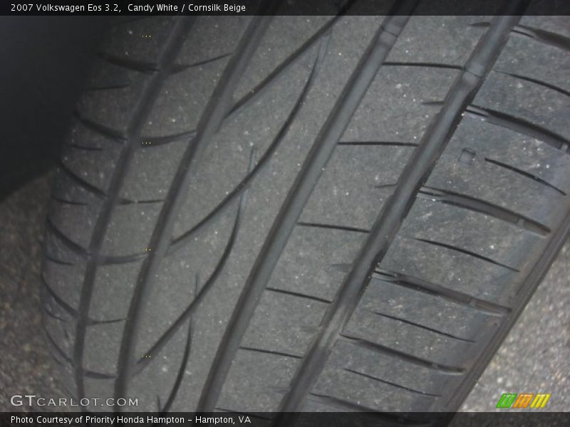 Candy White / Cornsilk Beige 2007 Volkswagen Eos 3.2