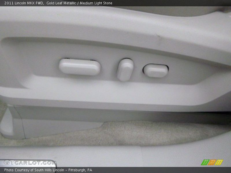 Gold Leaf Metallic / Medium Light Stone 2011 Lincoln MKX FWD