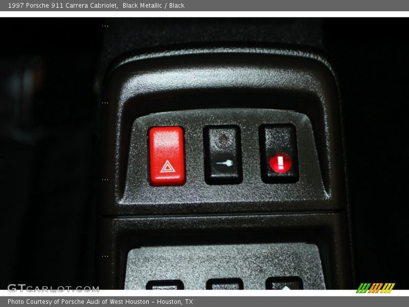 Controls of 1997 911 Carrera Cabriolet