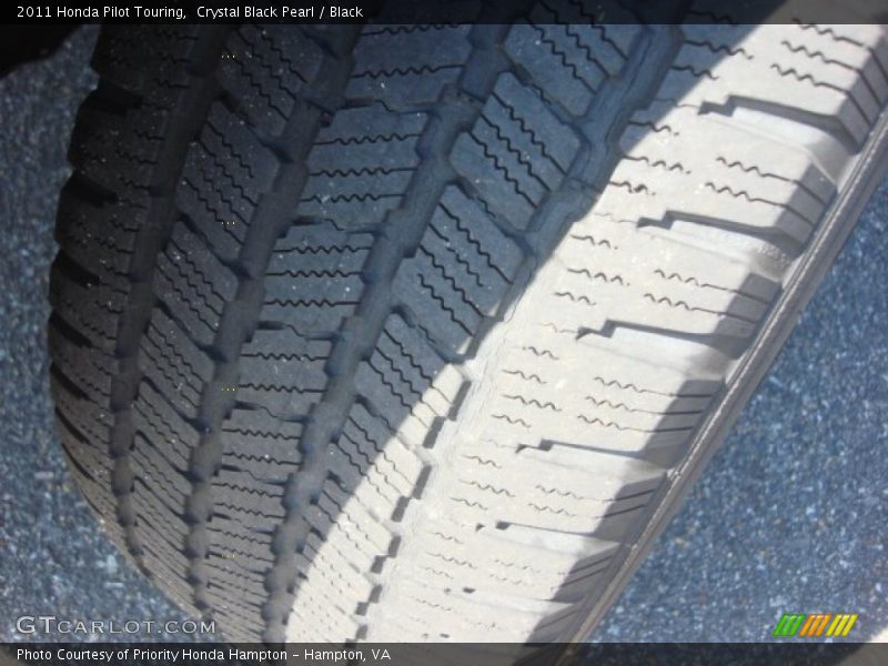 Crystal Black Pearl / Black 2011 Honda Pilot Touring