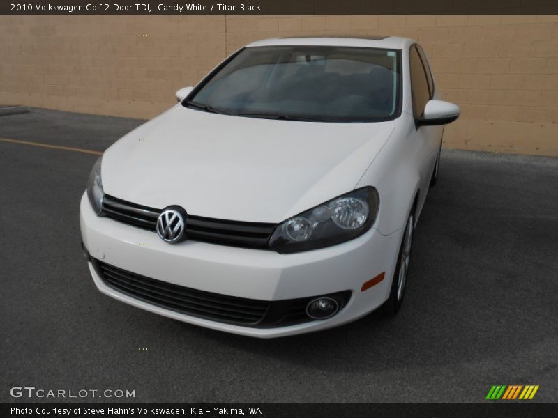 Candy White / Titan Black 2010 Volkswagen Golf 2 Door TDI