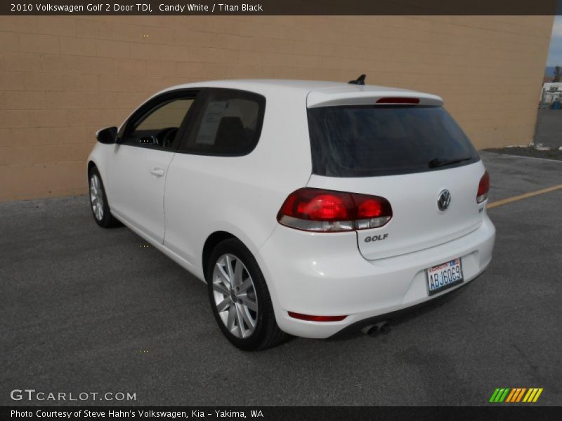 Candy White / Titan Black 2010 Volkswagen Golf 2 Door TDI