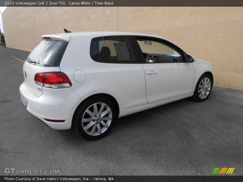 Candy White / Titan Black 2010 Volkswagen Golf 2 Door TDI