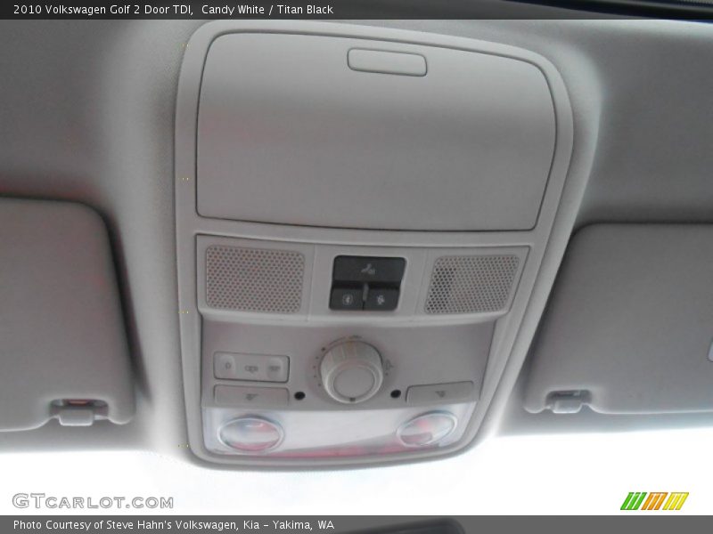 Candy White / Titan Black 2010 Volkswagen Golf 2 Door TDI