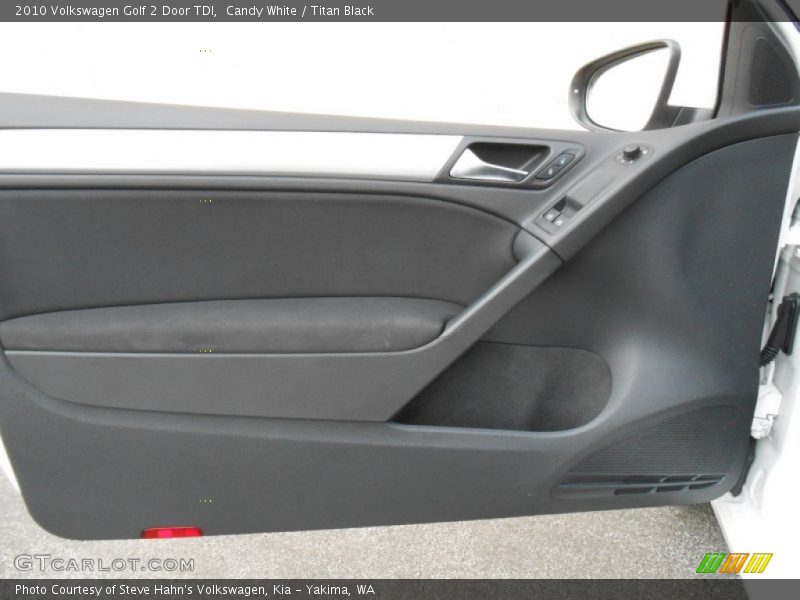 Candy White / Titan Black 2010 Volkswagen Golf 2 Door TDI