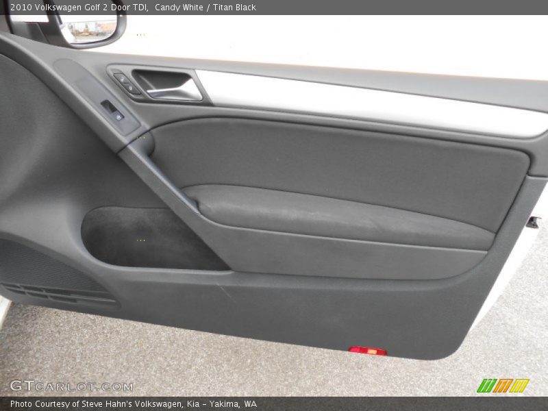 Candy White / Titan Black 2010 Volkswagen Golf 2 Door TDI