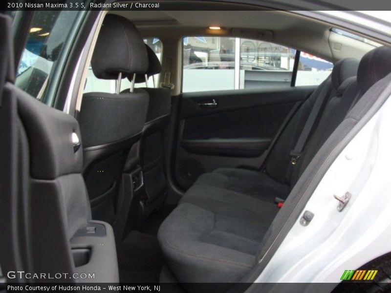 Radiant Silver / Charcoal 2010 Nissan Maxima 3.5 S
