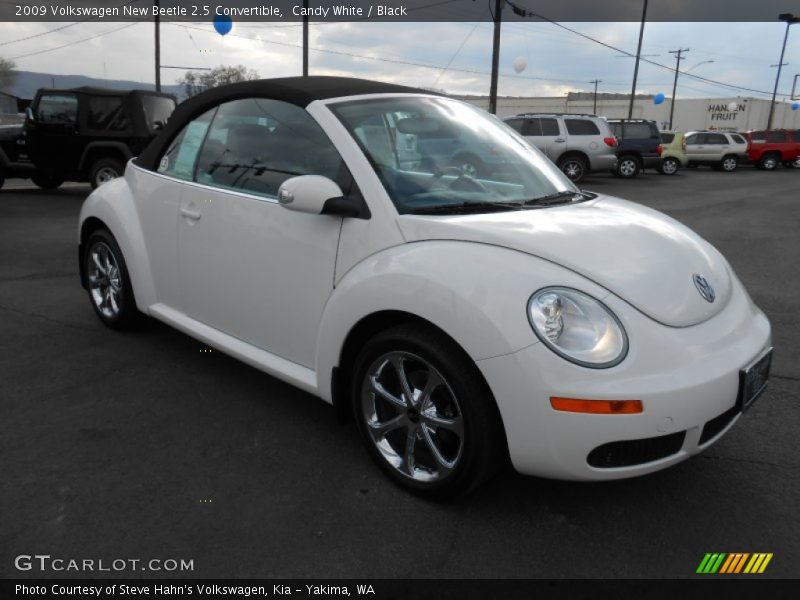Candy White / Black 2009 Volkswagen New Beetle 2.5 Convertible