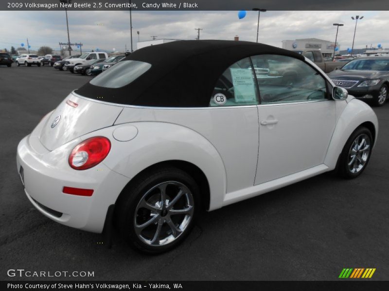 Candy White / Black 2009 Volkswagen New Beetle 2.5 Convertible
