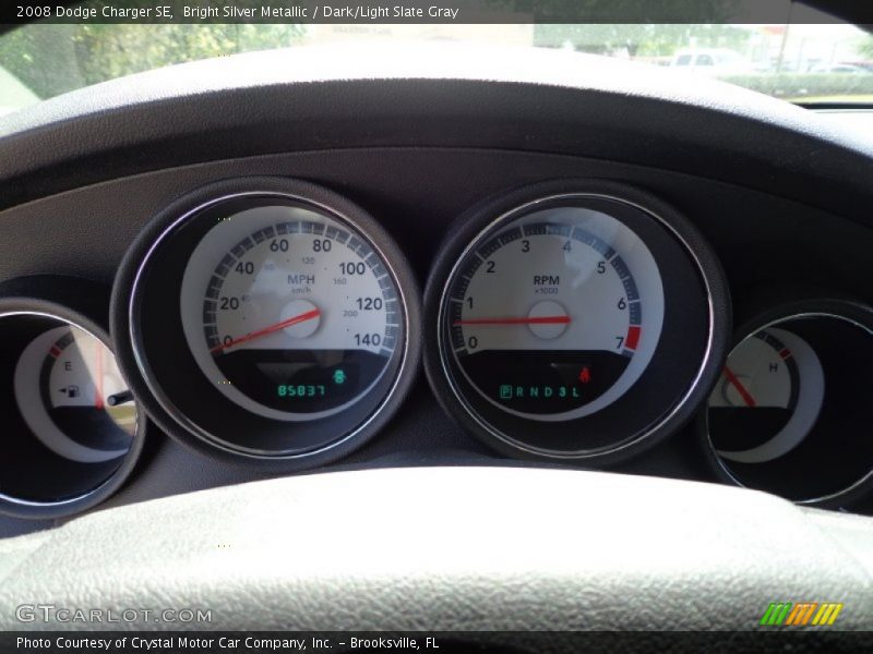 Bright Silver Metallic / Dark/Light Slate Gray 2008 Dodge Charger SE