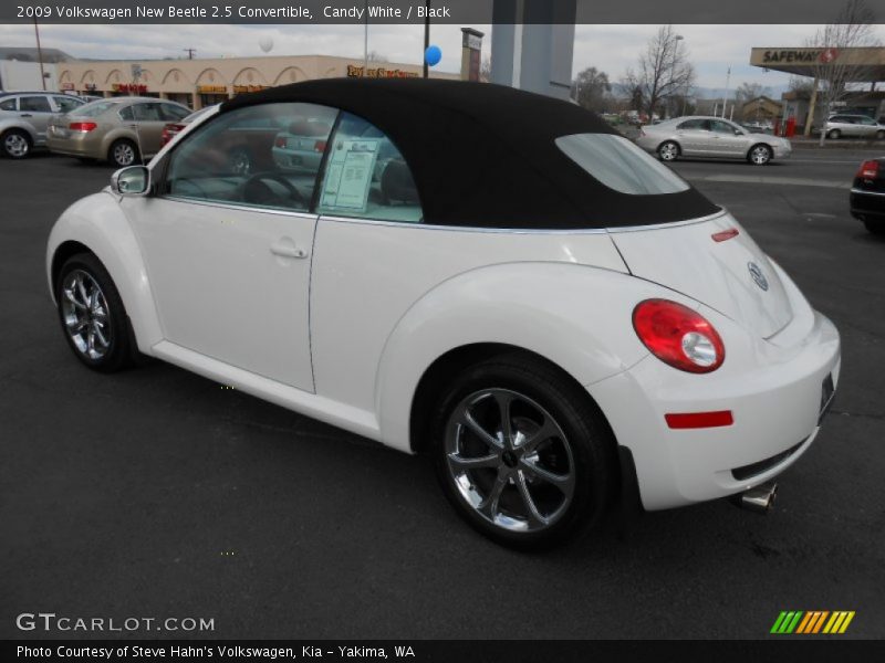 Candy White / Black 2009 Volkswagen New Beetle 2.5 Convertible